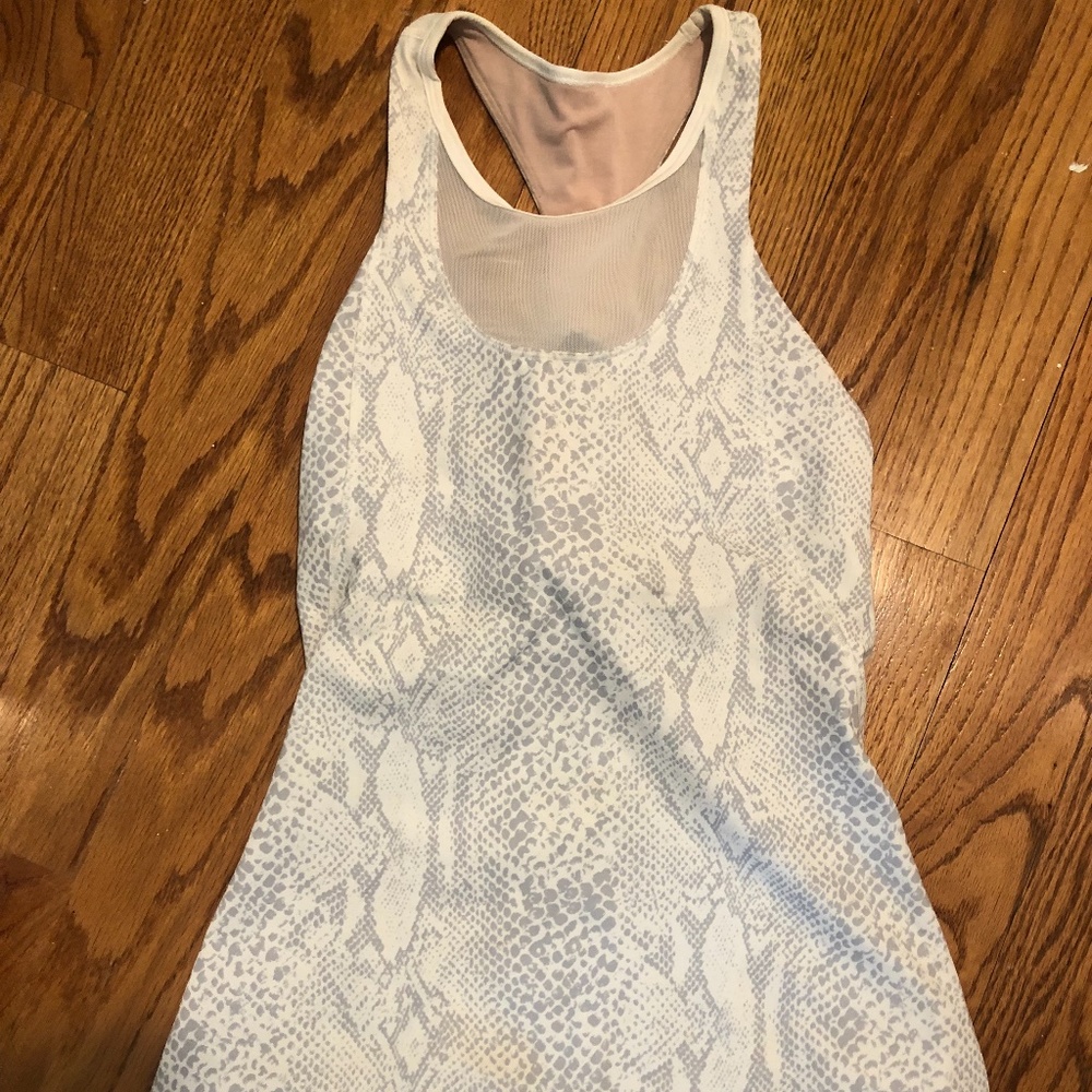 Lululemon Sports Bra/Tank Snakeskin Print Size 4 - Picture 1 of 7